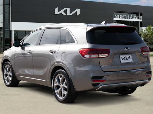 Used 2018 Kia Sorento SX image 5