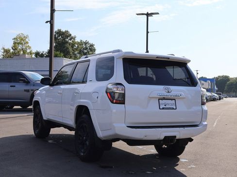 Used 2018 Toyota 4Runner SR5 Premium AWD/4WD image 5