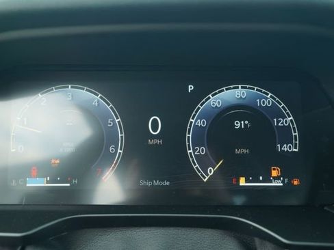 New 2025 Jeep Grand Cherokee L Limited w/ Luxury Tech Group II image 33