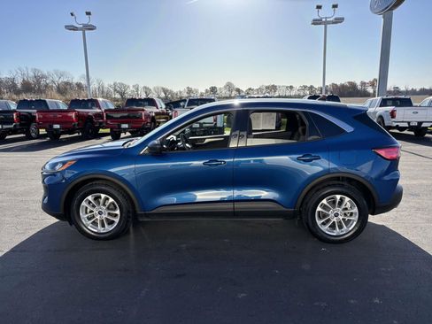 Certified 2022 Ford Escape SE image 5