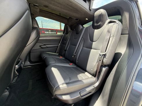 Used 2023 Tesla Model X AWD/4WD image 13
