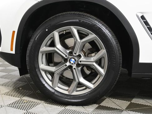 Certified 2024 BMW X3 xDrive30i w/ Premium Package image 12
