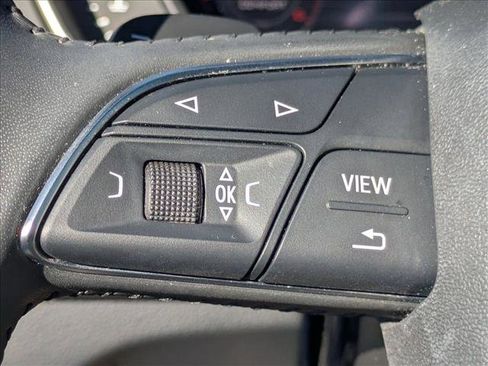 Used 2018 Audi Q5 Prestige w/ Prestige Package image 12