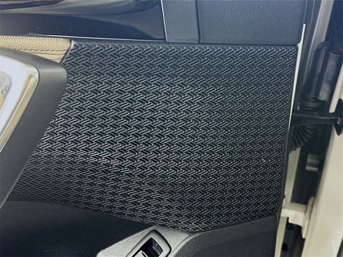 Used 2023 BMW X1 xDrive28i w/ Premium Package image 22