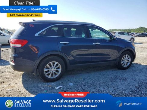 Used 2016 Kia Sorento LX w/ LX Convenience Package FWD image 4