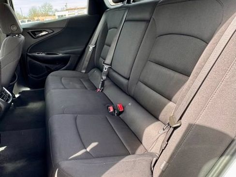 Used 2023 Chevrolet Malibu LT FWD image 9