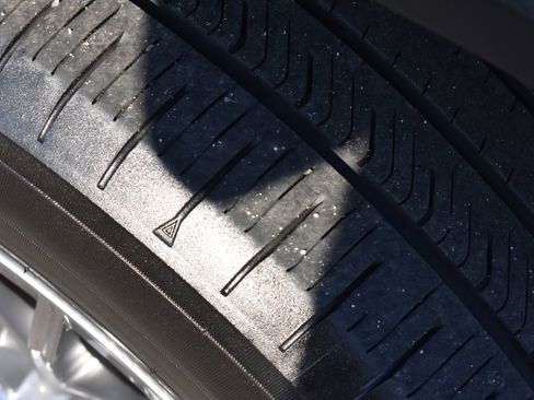 Used 2025 MAZDA CX-90 3.3 Turbo w/ Preferred Package image 12