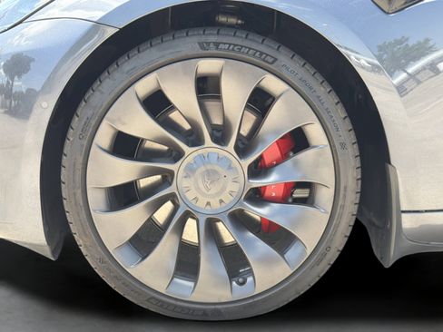 Used 2022 Tesla Model 3 Performance AWD/4WD image 34
