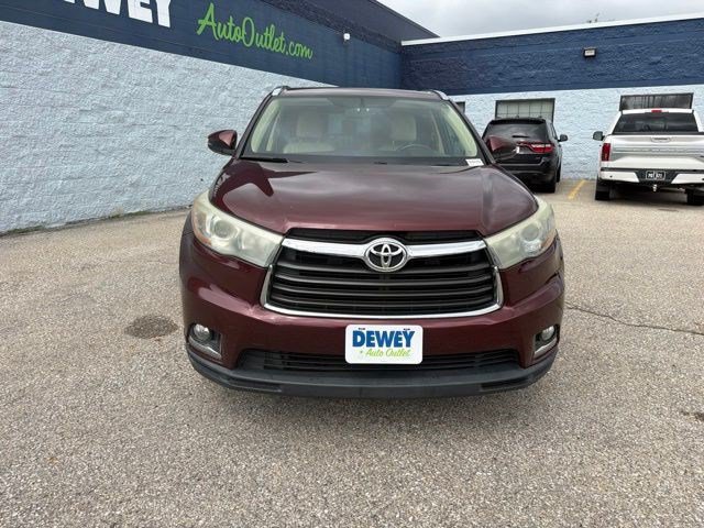 Used 2015 Toyota Highlander Limited AWD/4WD image 8