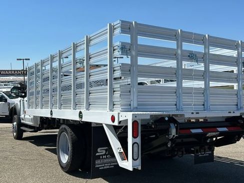 New 2025 Ford F550 4x4 Regular Cab Super Duty image 4