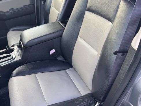 Used 2008 Ford Explorer Sport Trac Limited image 14