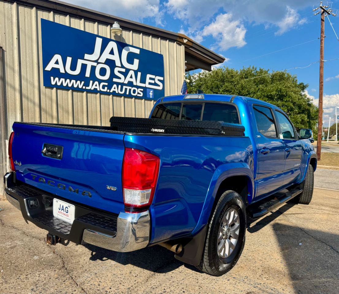 Used 2016 Toyota Tacoma SR5 w/ SR5 Appearance Package (SN) AWD/4WD image 8