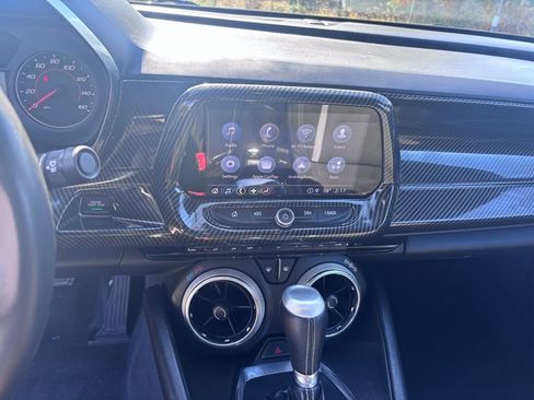 Used 2022 Chevrolet Camaro LT w/ RS Package image 24