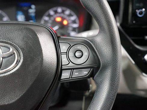 Certified 2025 Toyota Corolla LE FWD image 13