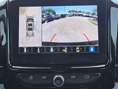 Used 2023 Chevrolet Traverse Premier w/ Redline Edition FWD image 7