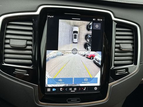 Used 2024 Volvo XC90 B6 Ultimate w/ Protection Package image 19