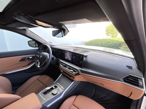 Certified 2024 BMW 330i Sedan w/ Convenience Package image 21