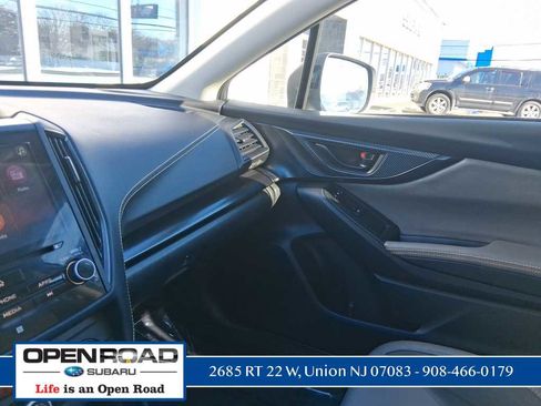 Used 2022 Subaru Crosstrek 2.5i Sport w/ Moonroof Package image 17