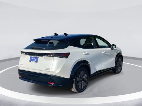 Used 2023 Nissan Ariya image 5