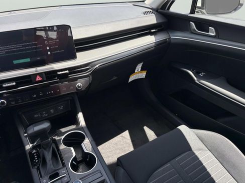 New 2026 Kia K5 LXS FWD image 10