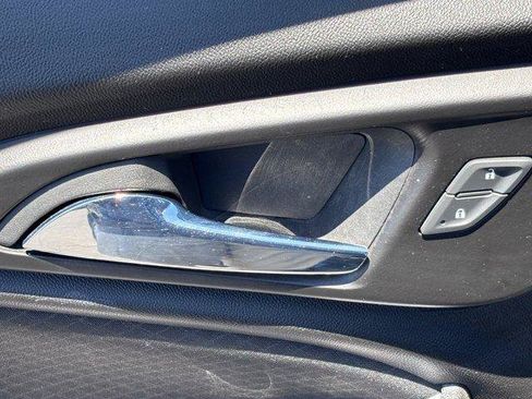 Used 2023 Chevrolet Malibu LT FWD image 18