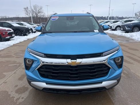 Used 2025 Chevrolet TrailBlazer LT image 8