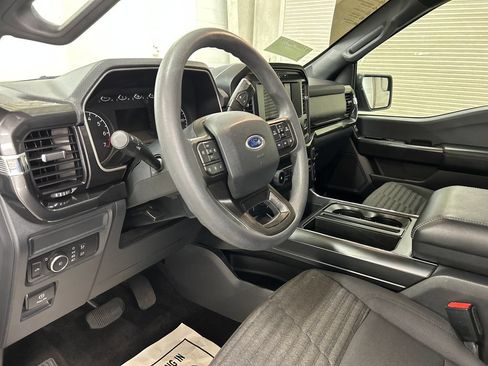 Used 2021 Ford F150 XL w/ STX Appearance Package RWD image 6