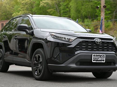 Used 2020 Toyota RAV4 LE w/ All Weather Liner Package AWD/4WD image 7