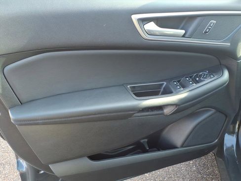 Certified 2024 Ford Edge SEL w/ Convenience Package image 13