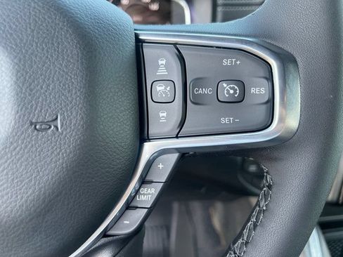 New 2025 RAM 1500 Laramie AWD/4WD image 23
