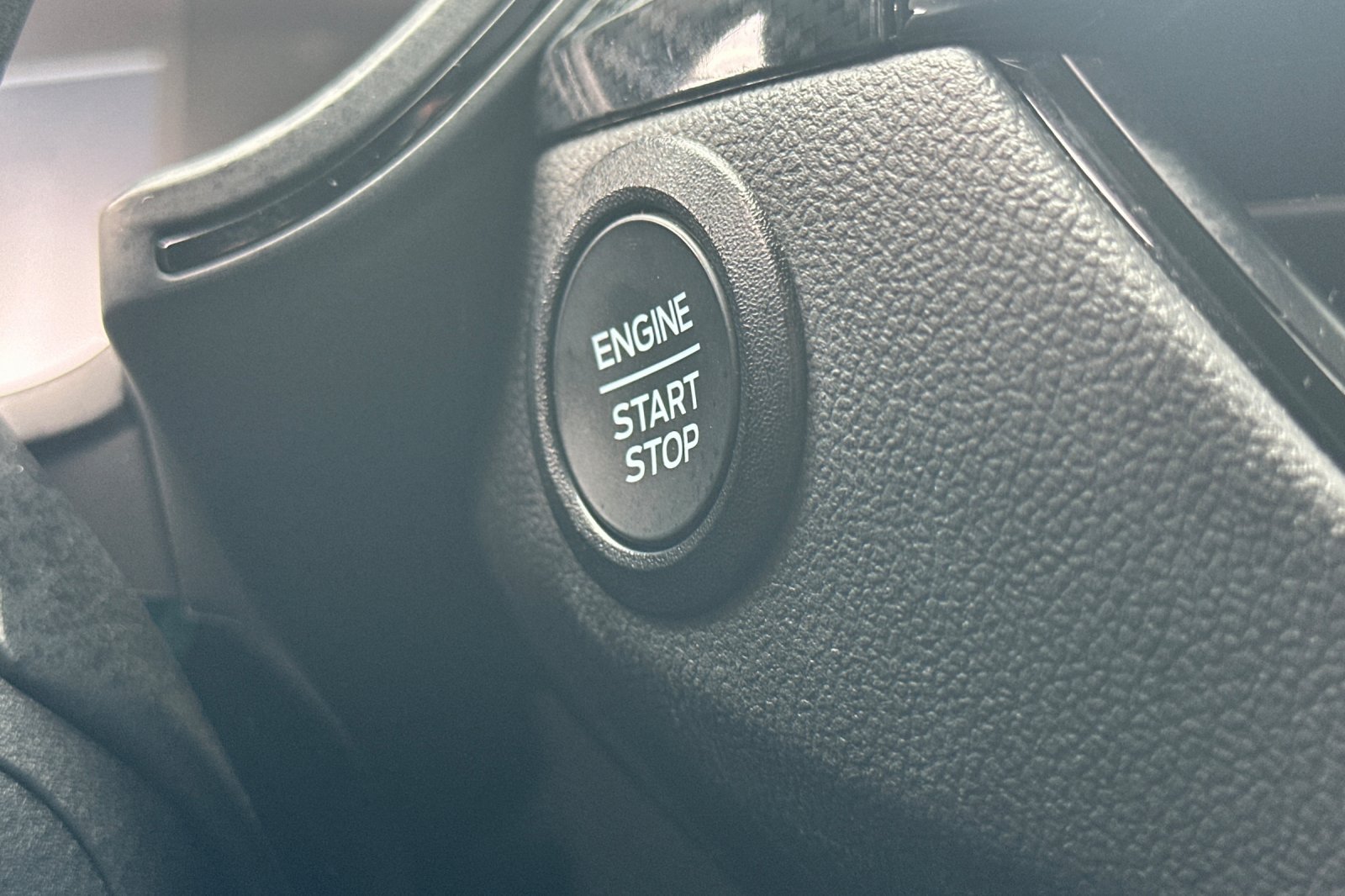 Used 2025 Ford Escape ST-Line AWD/4WD image 22