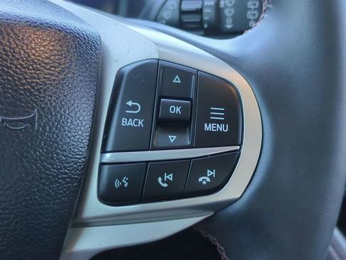 Certified 2025 Ford Explorer Active w/ Active Comfort Package image 28