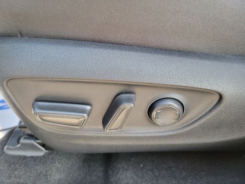 Used 2022 Toyota RAV4 XLE image 15