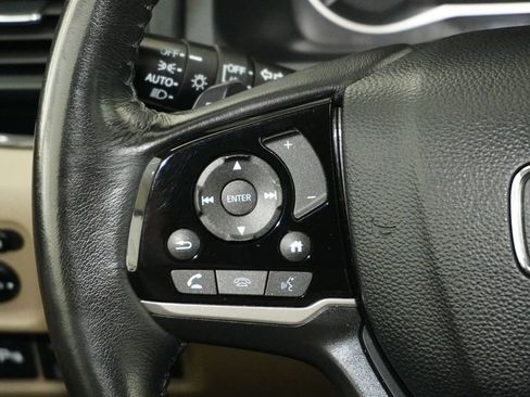 Used 2020 Honda Pilot Touring image 21