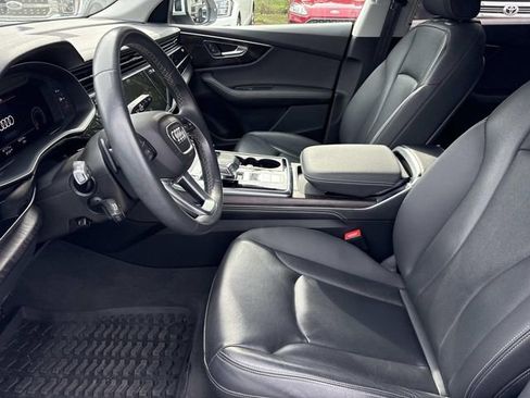 Used 2023 Audi Q8 Prestige AWD/4WD image 11
