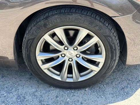 Used 2019 INFINITI Q50 Luxe w/ Essential Package (3.0T Luxe) AWD/4WD image 6