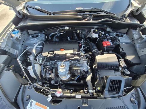 Certified 2025 Honda HR-V Sport image 9