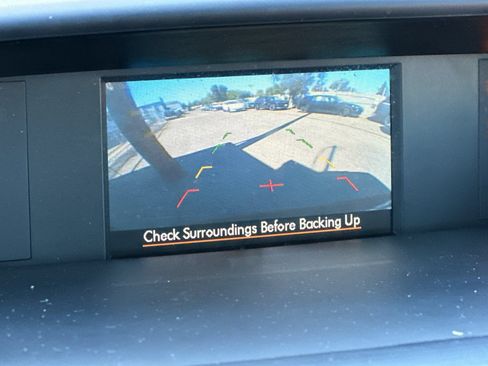 Used 2015 Subaru Forester 2.5i Premium w/ All-Weather Package AWD/4WD image 19