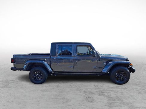 Certified 2022 Jeep Gladiator Sport image 6