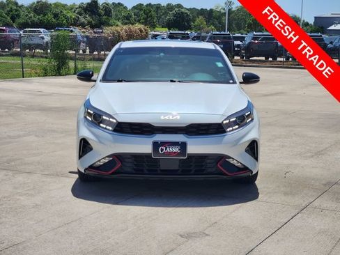 Used 2023 Kia Forte GT-Line w/ GT-Line Premium Package FWD image 2