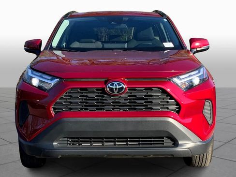 Used 2024 Toyota RAV4 XLE FWD image 4