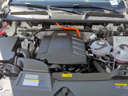 Certified 2024 Audi Q5 e Premium Plus w/ Premium Plus Package image 34