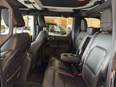 Used 2024 Ford Bronco Badlands AWD/4WD image 26