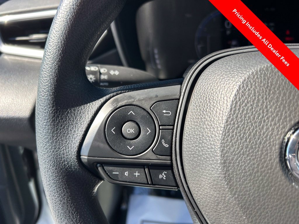 Used 2026 Toyota Corolla LE FWD image 6