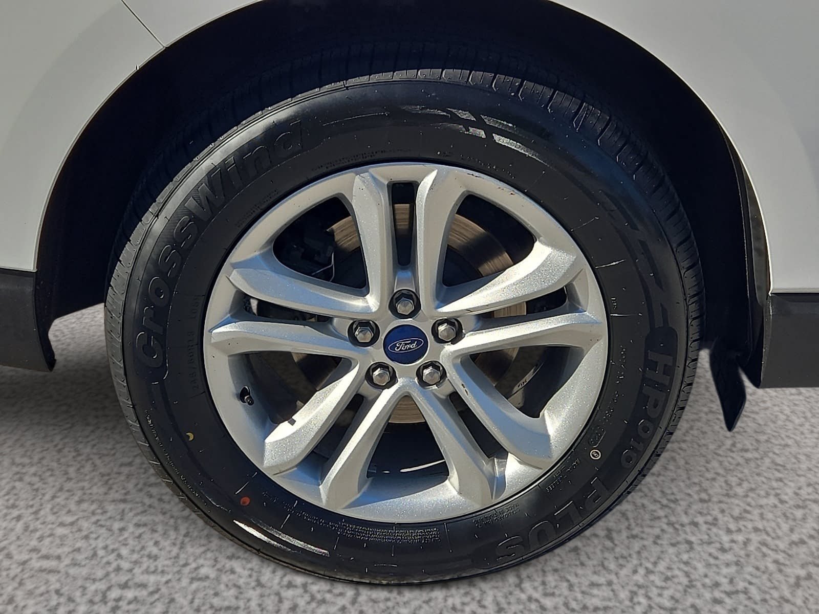 Used 2020 Ford Edge SEL FWD image 8