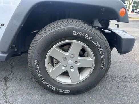 Used 2016 Jeep Wrangler Unlimited Sport w/ Quick Order Package 24S AWD/4WD image 12