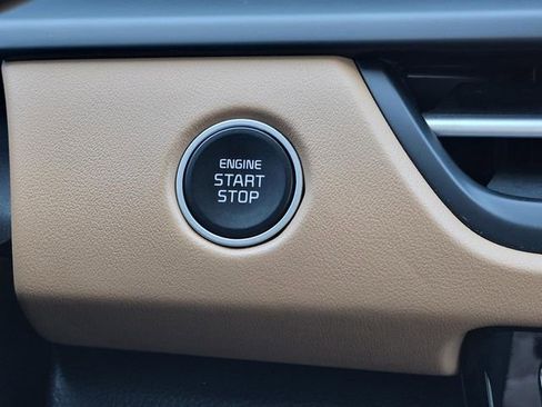 Used 2024 Kia Seltos SX w/ SX Sunroof Package image 36