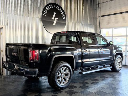 Used 2018 GMC Sierra 1500 SLT image 3