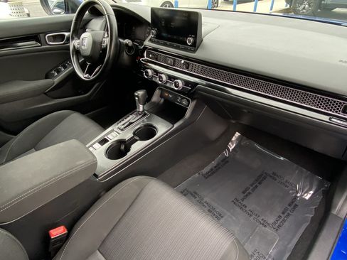 Used 2023 Honda Civic EX image 8