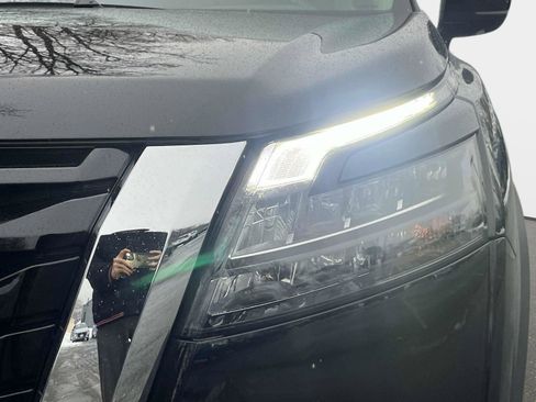 Certified 2023 Nissan Pathfinder SV image 10